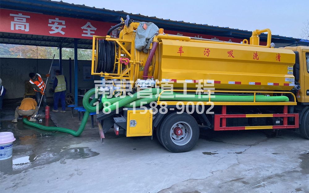 267禄口中建工地抽粪